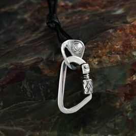 Серебряный альпинистский карабин с шлямбуром