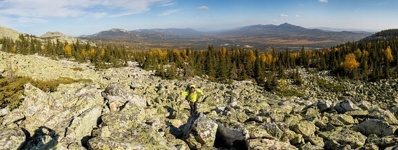 Вид на хребет Кумардак со склонов хребта Машак