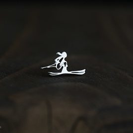 Серьга "Горнолыжница"