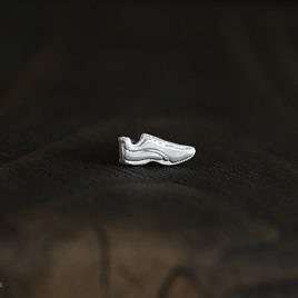 Серьга "Кроссовок"