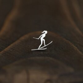 Моносерьга «Лыжница»