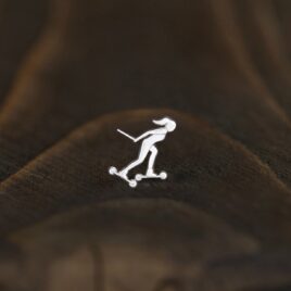 Моносерьга «Лыжероллерша»